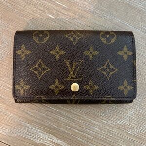 Louis Vuitton Monogram Porte Monnaie Tresor Wallet